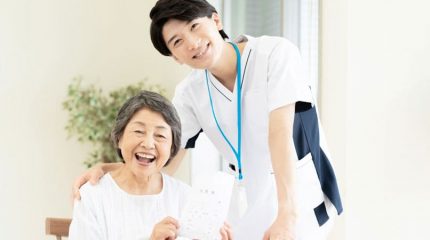 在宅医療における薬剤師の役割や求められることとは?チーム医療に不可欠な理由も解説
