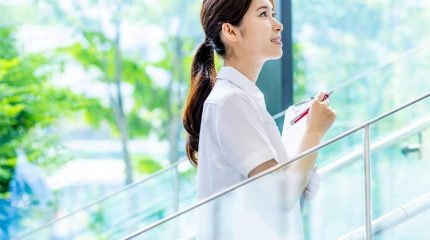 新人薬剤師によくある悩みとは?解決方法やキャリアの考え方まで紹介